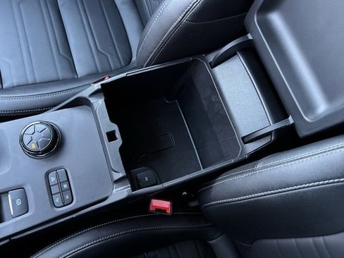 Certified 2024 Ford Ranger Lariat w/ Trailer Tow Package image 22