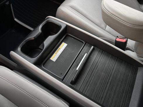 Used 2018 Honda Odyssey Elite image 53