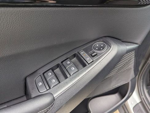 New 2026 Kia Seltos S image 19