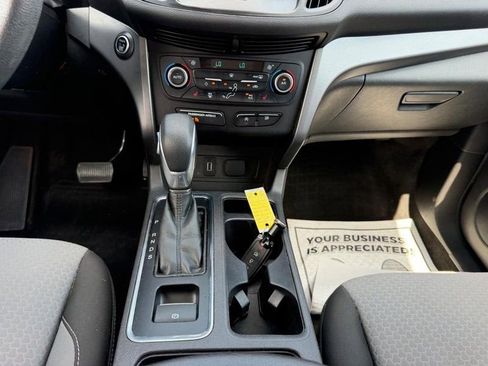 Used 2019 Ford Escape SE AWD/4WD image 14
