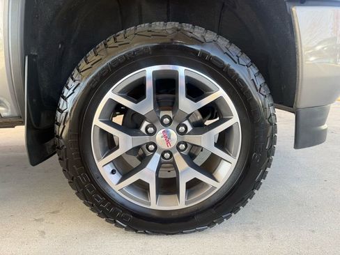 Used 2017 GMC Sierra 1500 SLT image 7