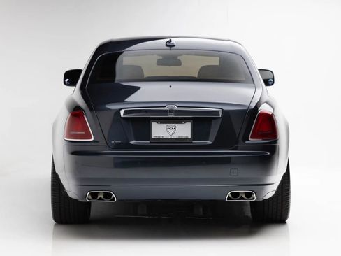 Used 2010 Rolls-Royce Ghost RWD image 7