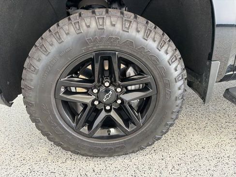 Used 2022 Chevrolet Silverado 1500 LT Trail Boss w/ LT Trail Boss Premium Package image 40