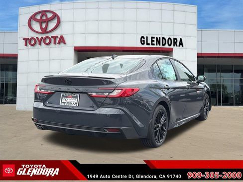 New 2026 Toyota Camry SE FWD image 10