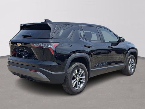 Used 2025 Chevrolet Equinox LT image 6