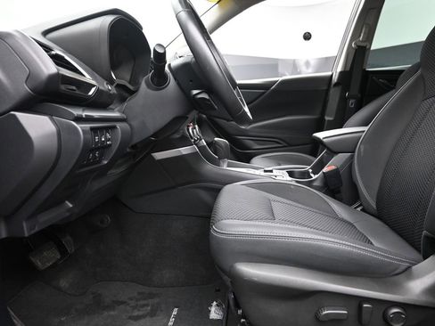 Used 2023 Subaru Forester Premium AWD/4WD image 17
