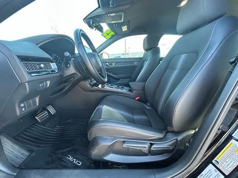 Used 2023 Honda Civic Sport image 12