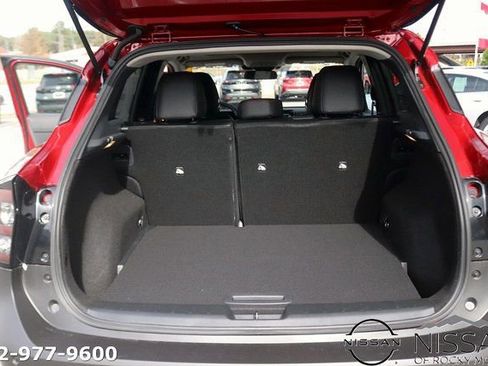 New 2026 Nissan Kicks SR w/ SR Premium Package FWD image 15