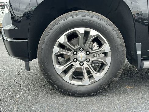 Certified 2023 Chevrolet Silverado 1500 High Country w/ Technology Package image 14