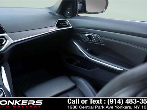 Used 2022 BMW M3 Competition w/ M Carbon Exterior Package image 35