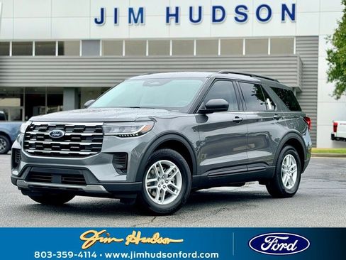 New 2026 Ford Explorer Active RWD image 1