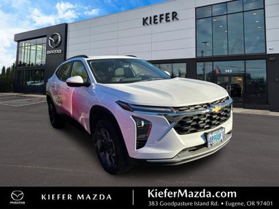 Used 2025 Chevrolet Trax LT w/ LT Convenience Package