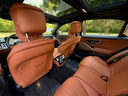 Used 2022 Mercedes-Benz S 580 4MATIC Sedan image 17
