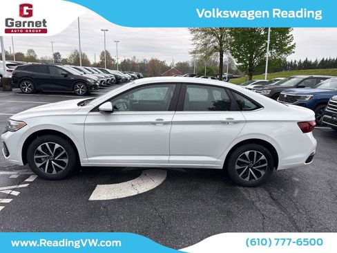 Used 2024 Volkswagen Jetta S FWD image 2