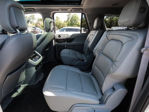 Used 2018 Lincoln Navigator L Select w/ Technology Package AWD/4WD image 57