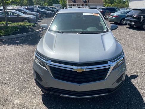 Used 2023 Chevrolet Equinox LT FWD image 3