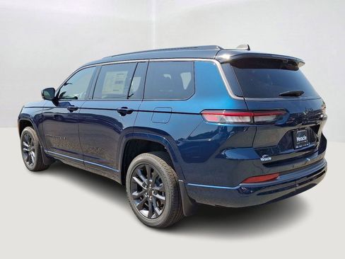 New 2026 Jeep Grand Cherokee L Limited AWD/4WD image 4