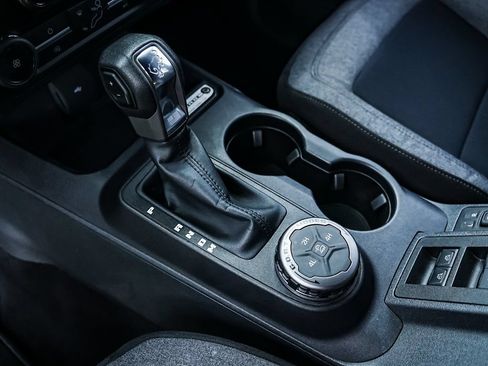 Used 2021 Ford Bronco 4-Door AWD/4WD image 17