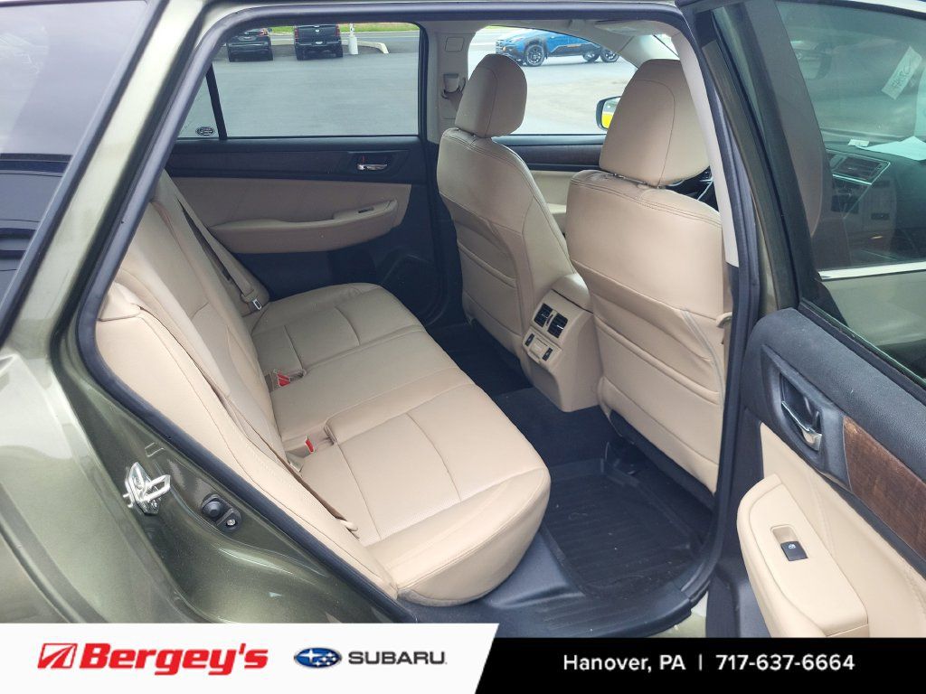 Used 2018 Subaru Outback 3.6R Limited AWD/4WD image 10