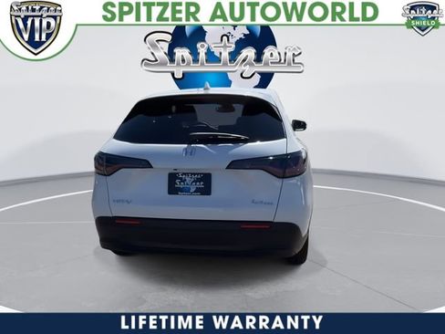 New 2026 Honda HR-V LX image 8
