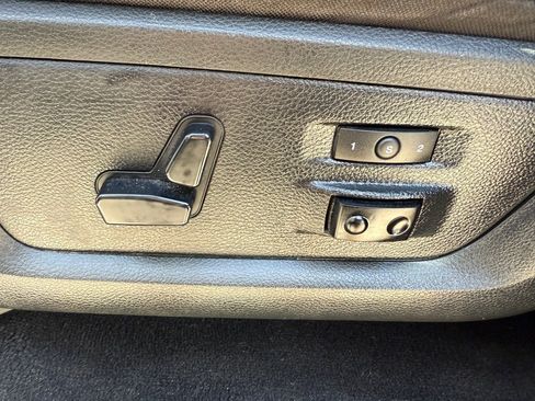 Used 2018 RAM 2500 Laramie w/ Convenience Group image 23