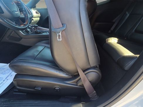 Used 2022 Dodge Challenger SXT w/ Plus Package image 25