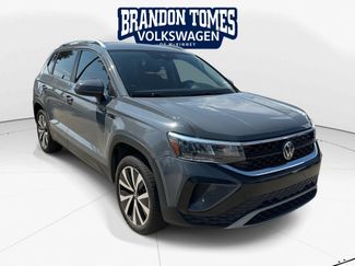 Used 2023 Volkswagen Taos SE FWD video 1
