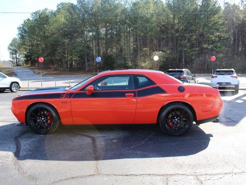 Used 2021 Dodge Challenger R/T Scat Pack w/ T/A Package image 12