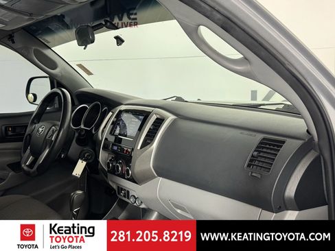 Used 2014 Toyota Tacoma PreRunner w/ SR5 Package image 22