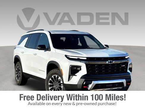 New 2026 Chevrolet Traverse Z71 w/ Enhanced Driving Package image 1