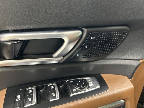 Used 2022 Kia Telluride SX w/ SX Prestige Package AWD/4WD image 17
