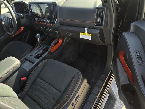 New 2026 Nissan Frontier Pro-X image 7