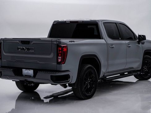 Used 2024 GMC Sierra 1500 Elevation image 11