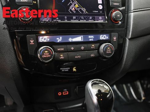 Used 2020 Nissan Rogue SV w/ Premium Package AWD/4WD image 20