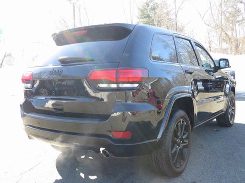 Used 2020 Jeep Grand Cherokee Altitude image 5