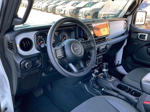 Used 2024 Jeep Wrangler Sport S image 13