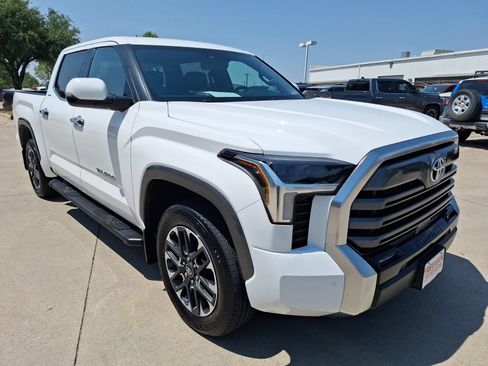 Used 2026 Toyota Tundra Limited w/ Power Package AWD/4WD image 8