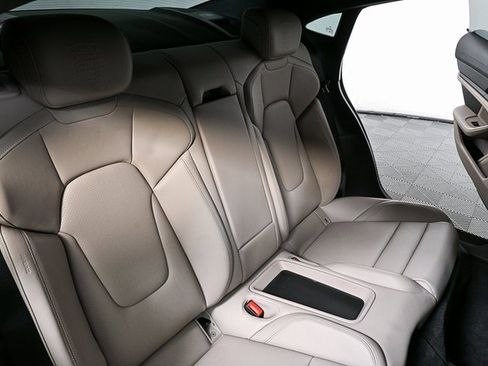 Certified 2022 Porsche Taycan GTS image 22