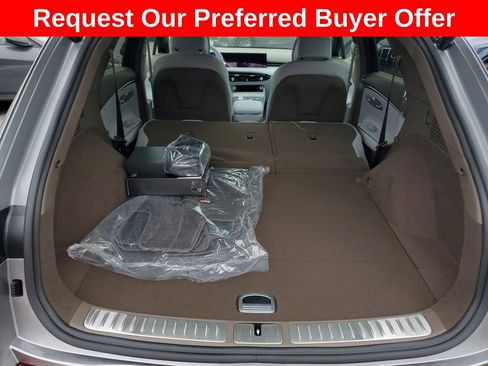 New 2026 Genesis GV70 2.5T Advanced image 26