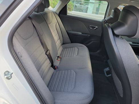 Used 2025 Kia K4 EX FWD image 24