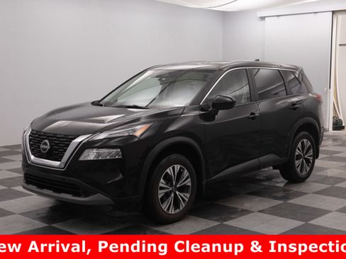 Used 2023 Nissan Rogue SV image 1