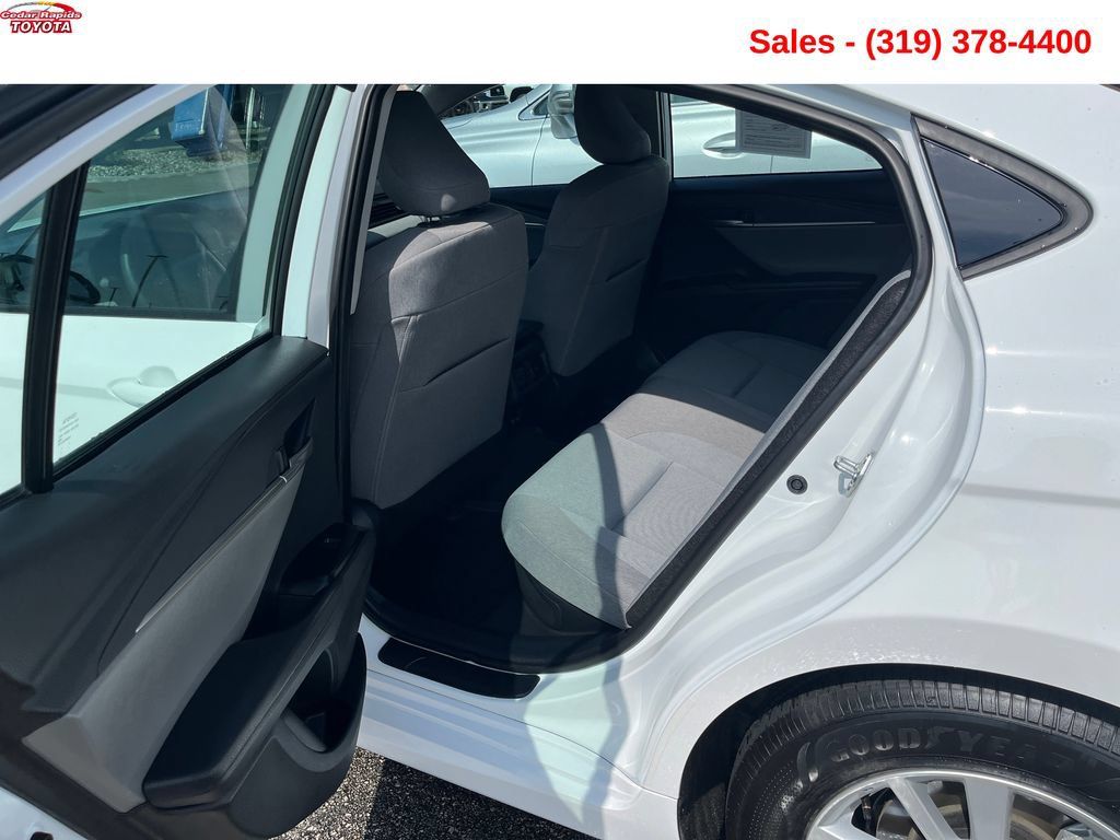 Certified 2025 Toyota Camry LE w/ Convenience Package FWD image 19