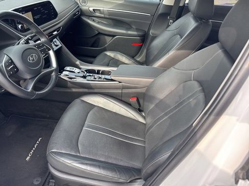 Used 2021 Hyundai Sonata Limited w/ Cargo Package image 13