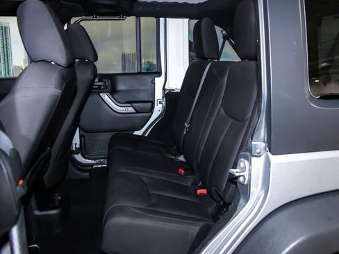 Used 2014 Jeep Wrangler Unlimited Sport w/ Quick Order Package 23S AWD/4WD image 19