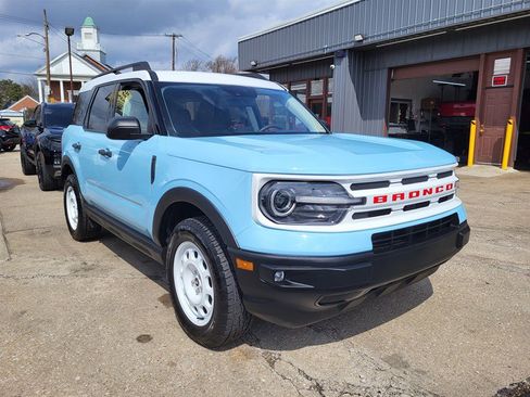 Used 2024 Ford Bronco Sport Heritage w/ Heritage Convenience Package image 2