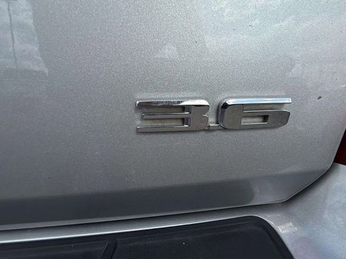 Used 2015 Cadillac SRX Premium image 25