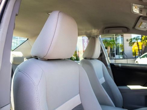 Used 2014 Toyota Camry LE FWD image 22