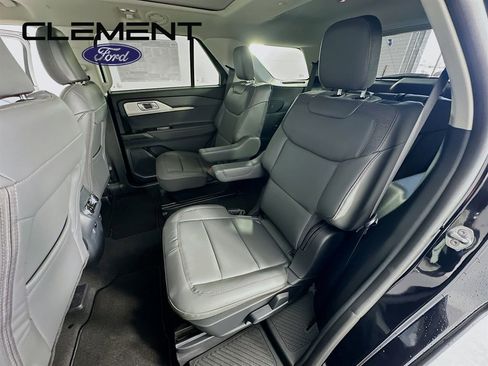 New 2026 Ford Explorer Active w/ Active Comfort Package AWD/4WD image 29