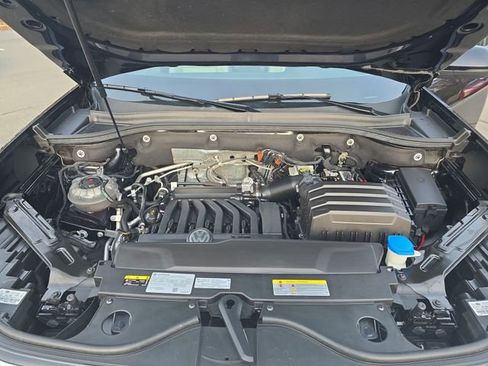 Used 2023 Volkswagen Atlas SE w/ Panoramic Sunroof Package image 46