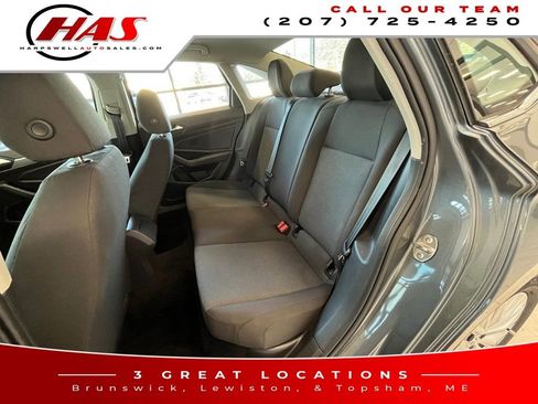 Used 2019 Volkswagen Jetta S w/ Driver Assistance Package image 11